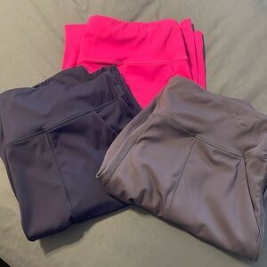 EUC~Bundle Of 3 Pairs Of Woman’s XL Spandex 3 Pocket Shorts~Various Colors